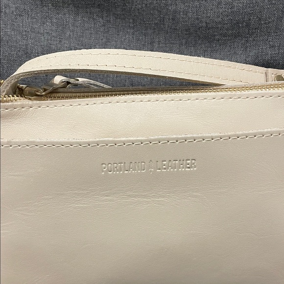 Portland Leather Bone Classic Poppy. Almost Perfect Line - Picture 2 of 16